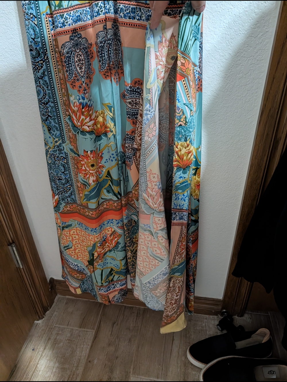 Laundry By Shelli Segal Long Silky Dress - Picture 5 of 10